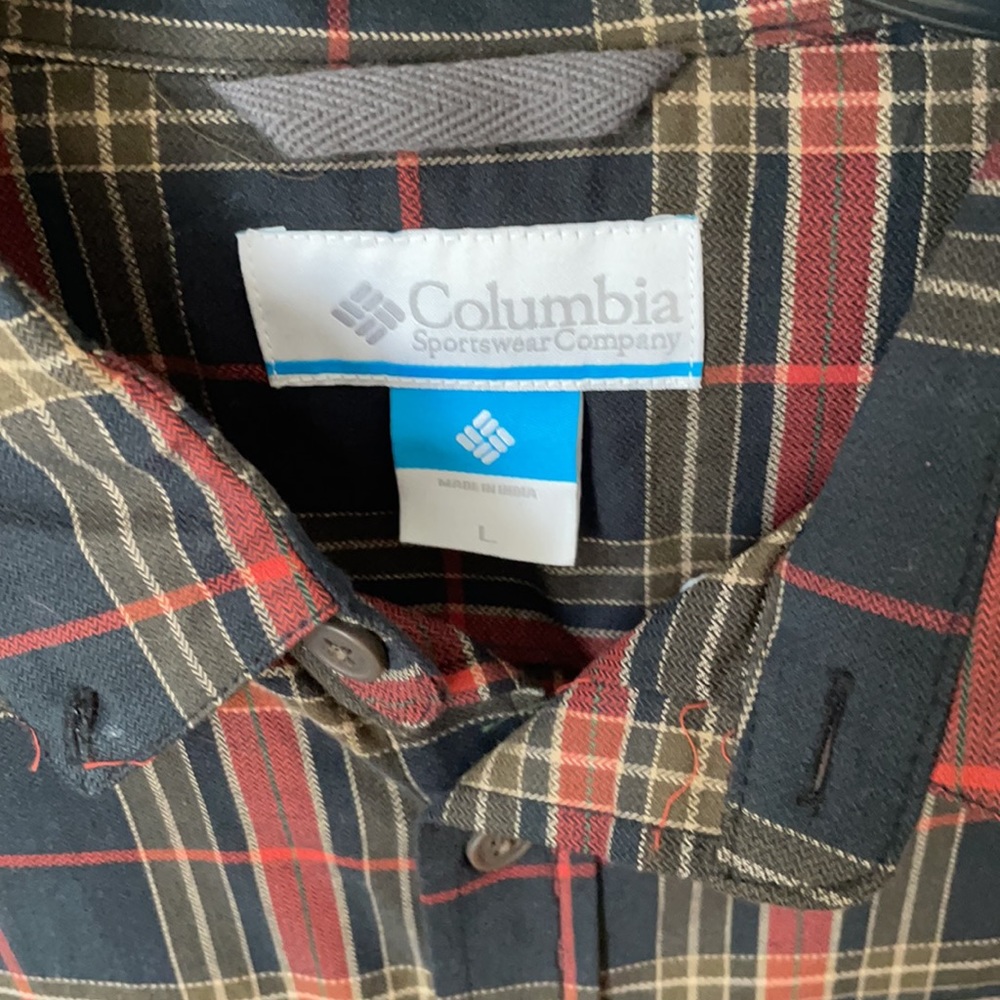 Columbia button down - Picture 2 of 2